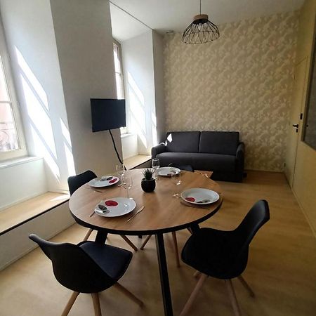 Ferienwohnung Chez David - T2 Neuf Dans Centre Historique Brioude Exterior foto