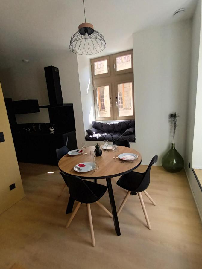 Ferienwohnung Chez David - T2 Neuf Dans Centre Historique Brioude Exterior foto